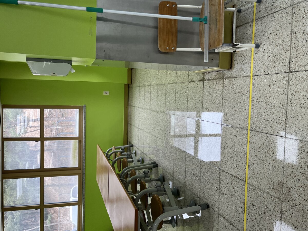 학교 복도·계단 관리